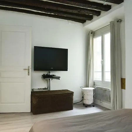 Cute Apartment#2 Beds# Rue Saint Denis * פריז